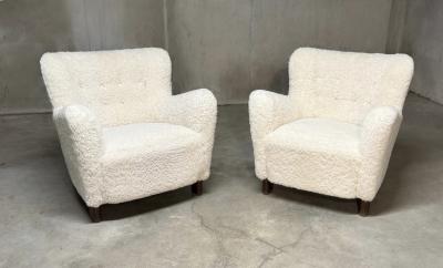 Fritz Hansen Fritz Hansen Model 1669 Pair of Easy Chairs Denmark 1940s