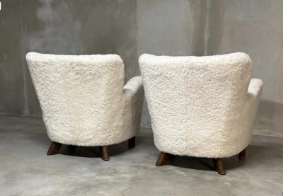 Fritz Hansen Fritz Hansen Model 1669 Pair of Easy Chairs Denmark 1940s