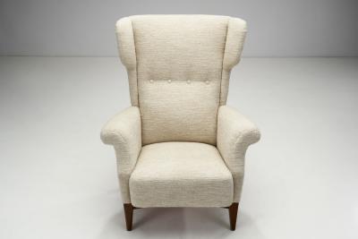Fritz Hansen Fritz Hansen Model FH 8023 Wingback Armchair in Boucl Denmark 1950s