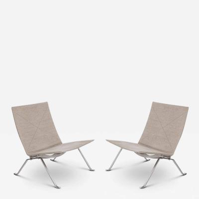 Fritz Hansen PAIR OF POUL KJAERHOLM PK22 IN NATURAL CANVAS