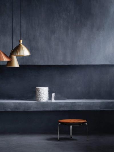 Fritz Hansen POUL KJAERHOLM PK33 STOOL IN RUSTIC LEATHER