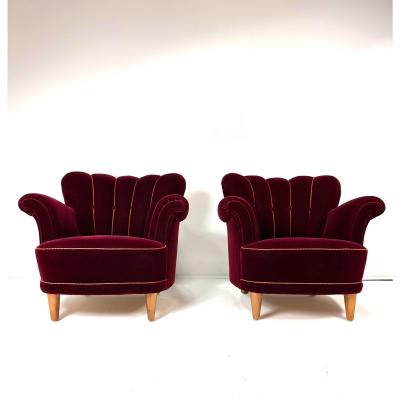 Fritz Hansen Pair of 1940s Swedish Lounge Chairs