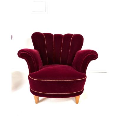 Fritz Hansen Pair of 1940s Swedish Lounge Chairs