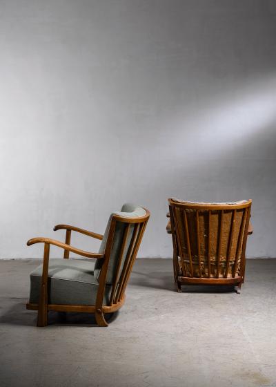 Fritz Hansen Pair of Fritz hansen model 1594 armchairs