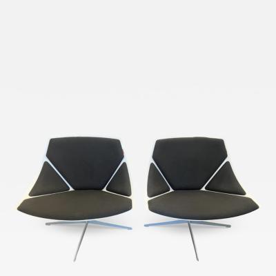 Fritz Hansen Pair of swivel armchairs by Fritz Hansen