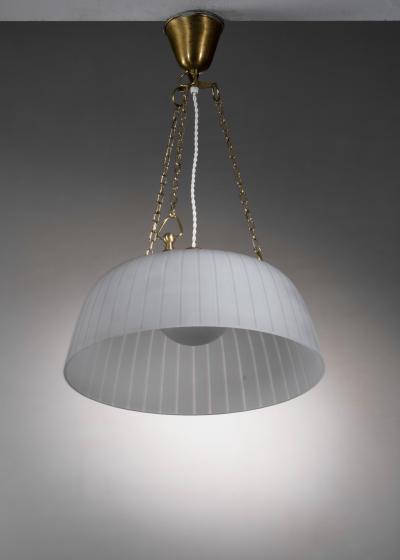 Frosted glass pendant lamp