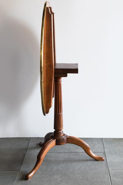 GEORGE III FLAME MAHOGANY TILT TOP TRIPOD TABLE Circa 1790