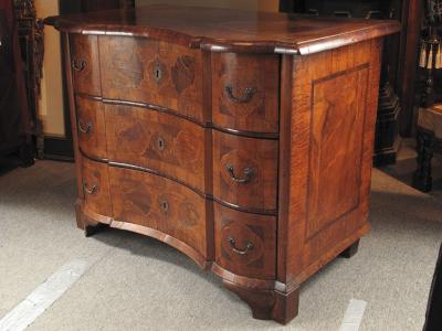 GERMAN BAROQUE COMMODE