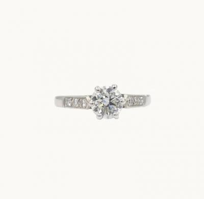 GIA CERTIFIED 0 73 CARAT ROUND BRILLIANT CUT DIAMOND AND PLATINUM VINTAGE RING