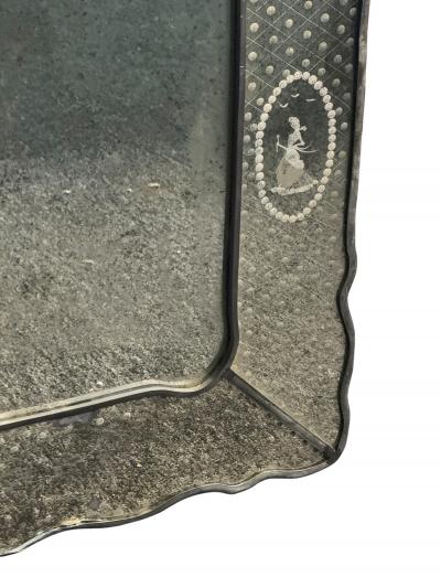 GLAMOROUS FANCY EDGE ITALIAN ETCHED MIRROR WITH WONDERFUL PATINA