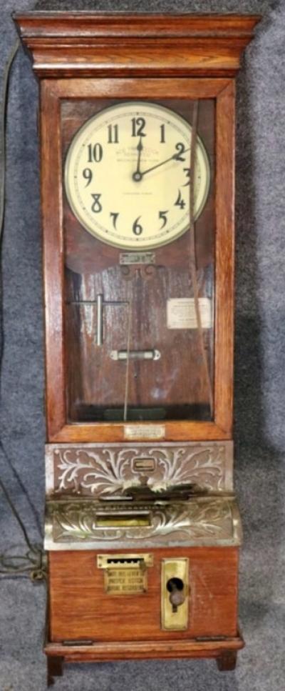 GREAT DESIGN OAK 1900S INTERNATIONAL TIME RECORDING CLOCK NYC