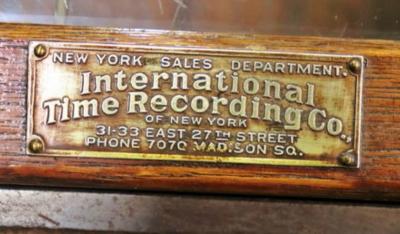 GREAT DESIGN OAK 1900S INTERNATIONAL TIME RECORDING CLOCK NYC