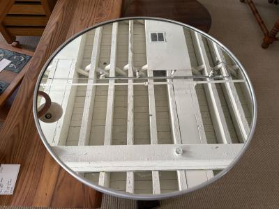 GUERIDON WITH MIRRORED TOP