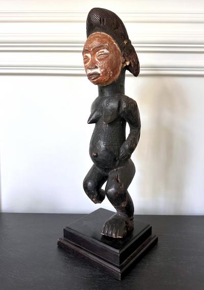Gabon Punu Ancestor Female Figure on Custom Stand