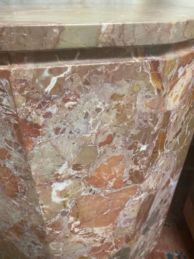 Gae Aulenti EXCEPTIONAL PAIR OF MODERNIST ROUGE MARBLE END TABLES
