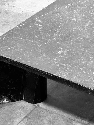 Gae Aulenti Gae Aulenti for Knoll Jumbo Black Marble Coffee Table Italy 1960s