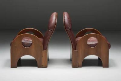 Gae Aulenti Pair of Arcata Easy Chairs by Gae Aulenti Walnut and Burgundy Leather 1968
