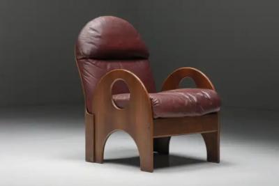 Gae Aulenti Pair of Arcata Easy Chairs by Gae Aulenti Walnut and Burgundy Leather 1968