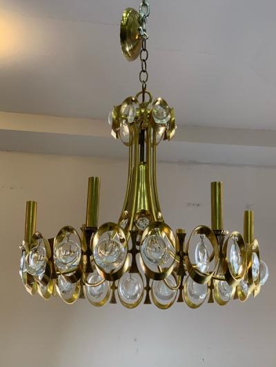 Gaetano Sciolari GAETANO SCIOLARI MODERNIST GOLDTONE AND GLASS PRISM CHANDELIER