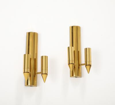 Gaetano Sciolari Pair of Rare form 1970s Golden Brass Sconces by Gaetano Sciolari 