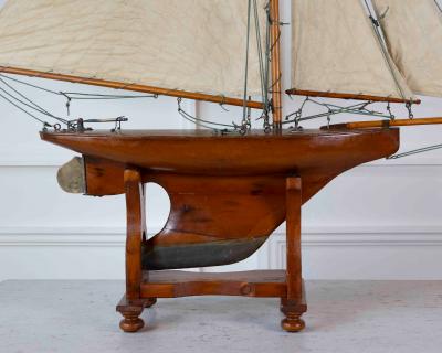 Gaff Rigged Cutter Wooden Pond Yacht Circa 1920