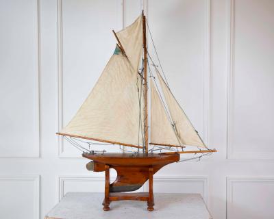 Gaff Rigged Cutter Wooden Pond Yacht Circa 1920