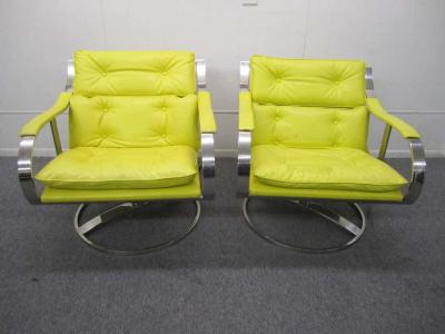 Gardner Leaver Pair of Gardner Leaver for Steelcase Oversized Chrome Swivel Lounge Chairs