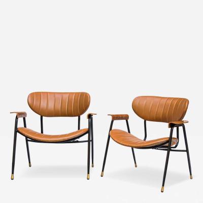 Gastone Rinaldi Pair of armchairs leather upholstery by Gastone Rinaldi for Rima