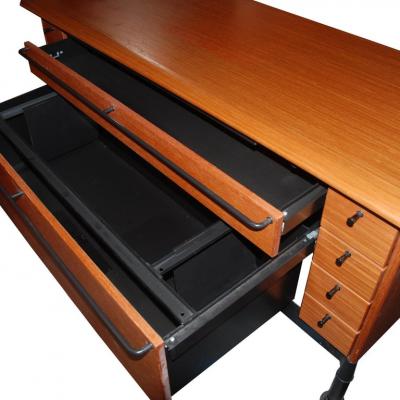 Geoff Hollington 5FT Herman Miller Credenza