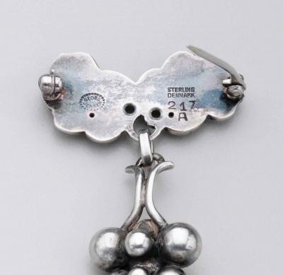 Georg Jensen Georg Jensen Grape Brooch No 217A