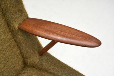 Georg Thams Model VP 37 Oak Lounge Chair by Georg Thams Denmark 1950s
