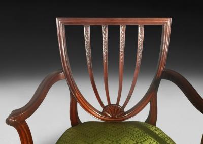 George Hepplewhite Set of four Hepplewhite Period Mahogany Salon Armchairs