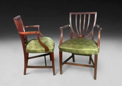 George Hepplewhite Set of four Hepplewhite Period Mahogany Salon Armchairs