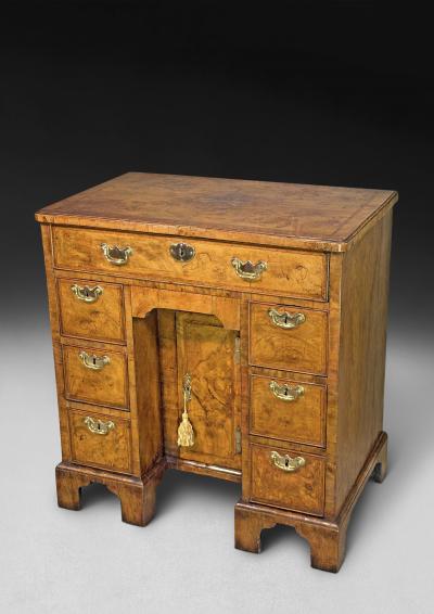 George I Figured Walnut Kneehole Desk