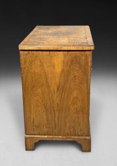 George I Figured Walnut Kneehole Desk