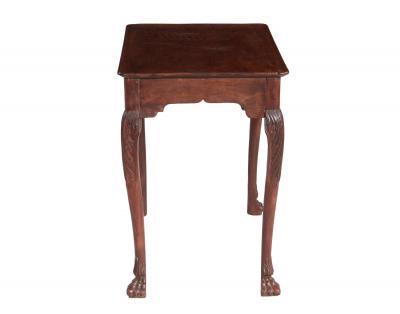 George II Irish Lion Paw Foot Table