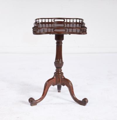 George II Scalloped and Galleried Tea Table