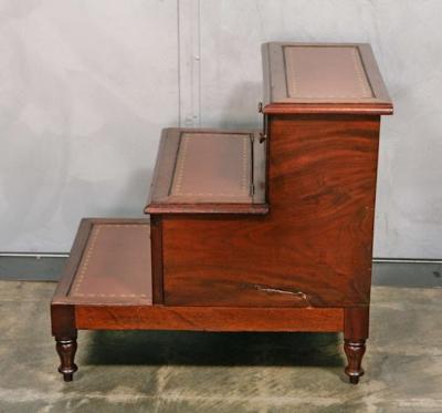 George III Bed Steps