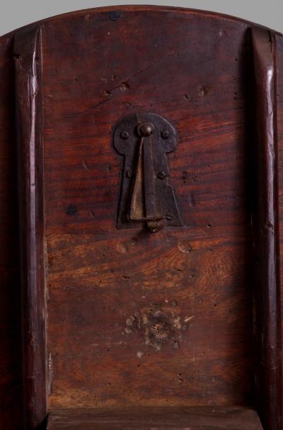George III Elm and Oak Tripod Table