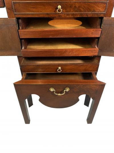 George III Mahogany Beau Brummel