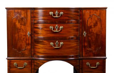 George III Mahogany Chest of Drawers Attributed to Wright and Elwick