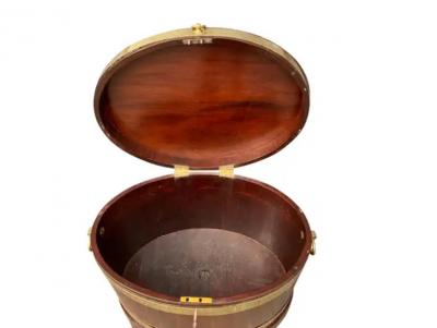 George III Mahogany Oval Cellarette