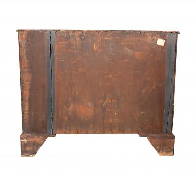 George III Mahogany Serpentine Chest Of Drawers