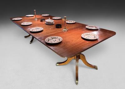 George III Mahogany Two Pillar Dining Table with 2 leaves