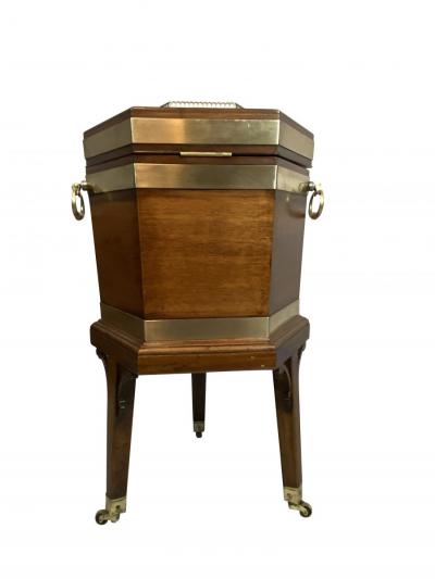 George III Mahogany and Brass Inlaid Cellarette