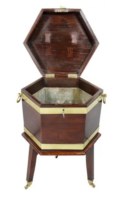 George III Mahogany and Brass Mounted Celleret