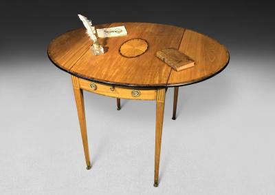 George III Period Satinwood and Rosewood Crossbanded oval Pembroke table
