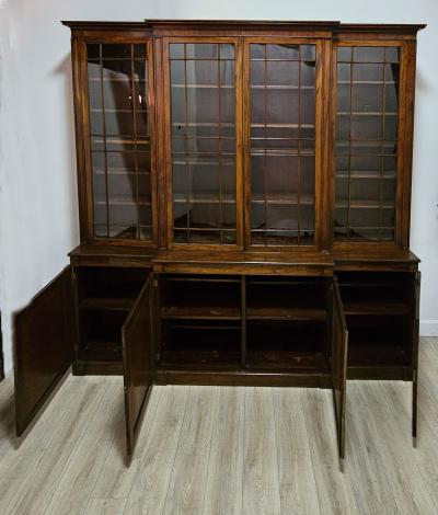 George III Sheraton Breakfront Bookcase in Mahogany England circa 1800