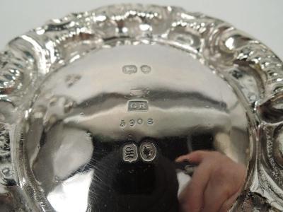 George John Richards Antique English Victorian Sterling Silver Christening Mug 1853