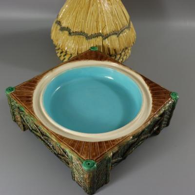 George Jones Thatched Beehive Cheese Keeper